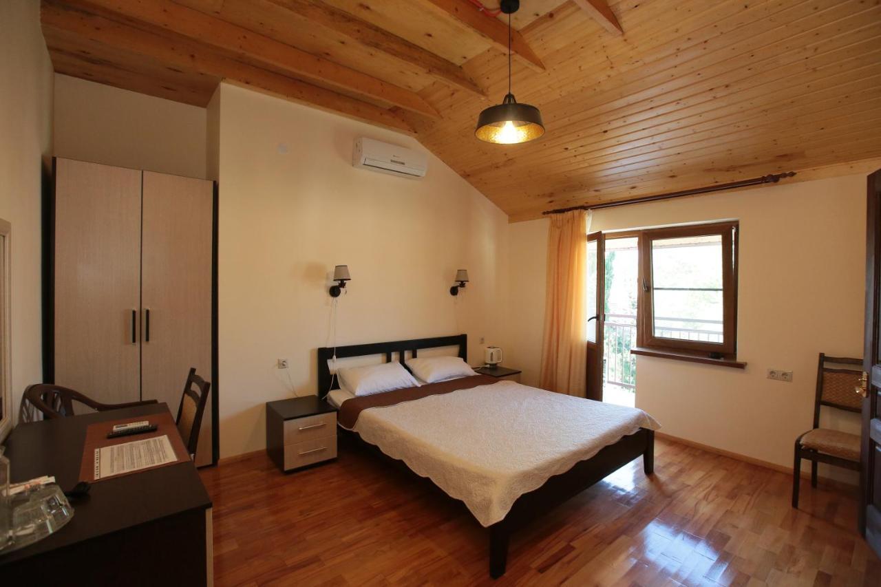 Киараз Старт Hotel Pitsunda Exterior foto